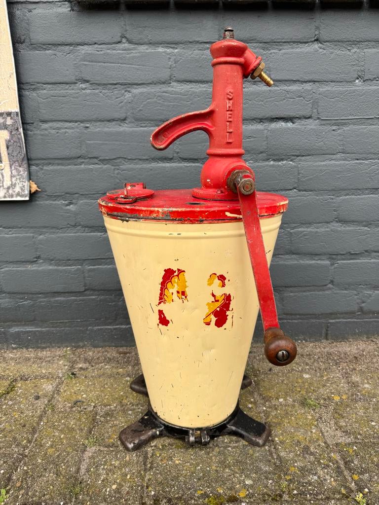 Vintage Shell Dentax Oliepomp - Authentiek Garage Decor, Ophalen