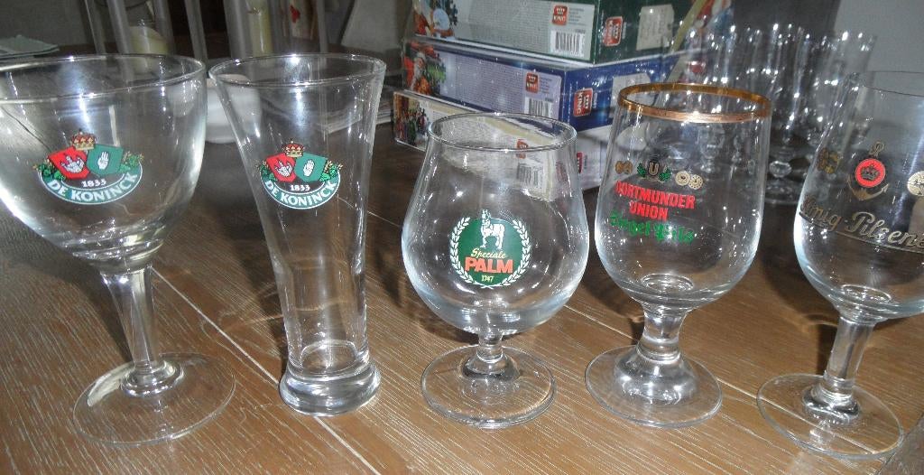 5 verschillende merk-bierglazen, in goede staat, Ophalen of Verzenden, Zo goed als nieuw, Glas of Glazen, Overige merken
