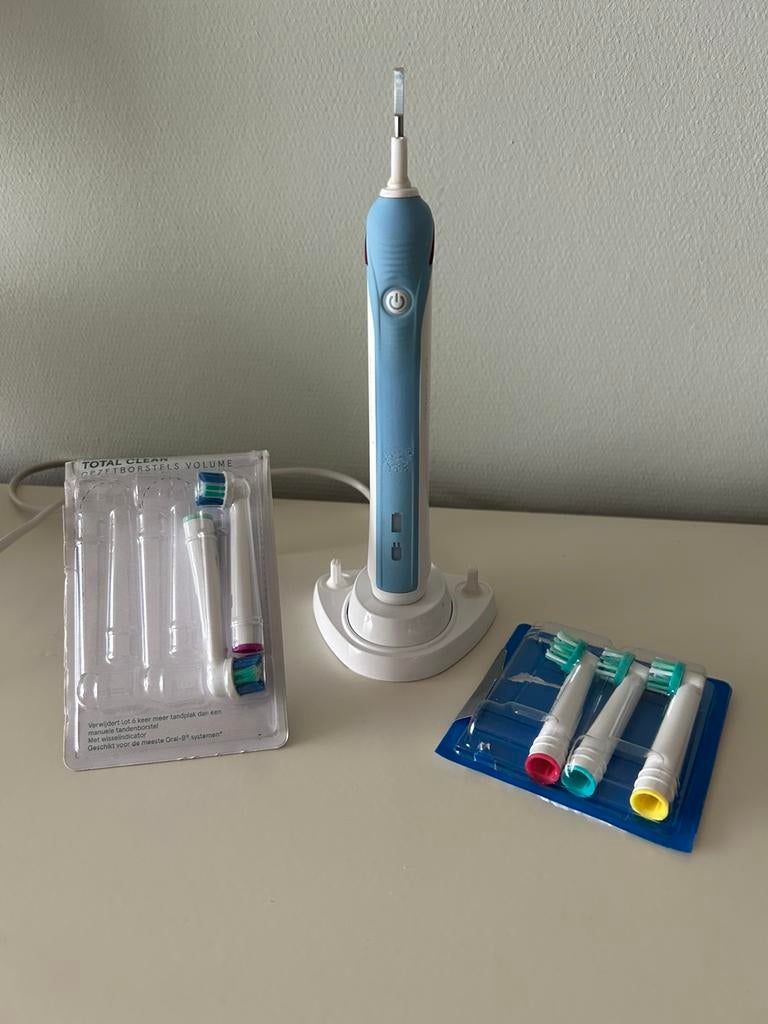 Elektrische tandenborstel, Ophalen, Gebruikt, Tandenborstel