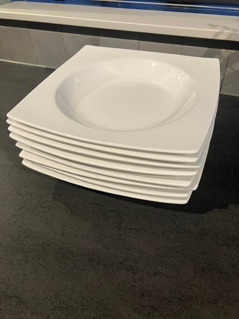 Squito Yong | Pasta bord 26cm (8x), Gebruikt, Ophalen of Verzenden, Bord(en), Overige stijlen