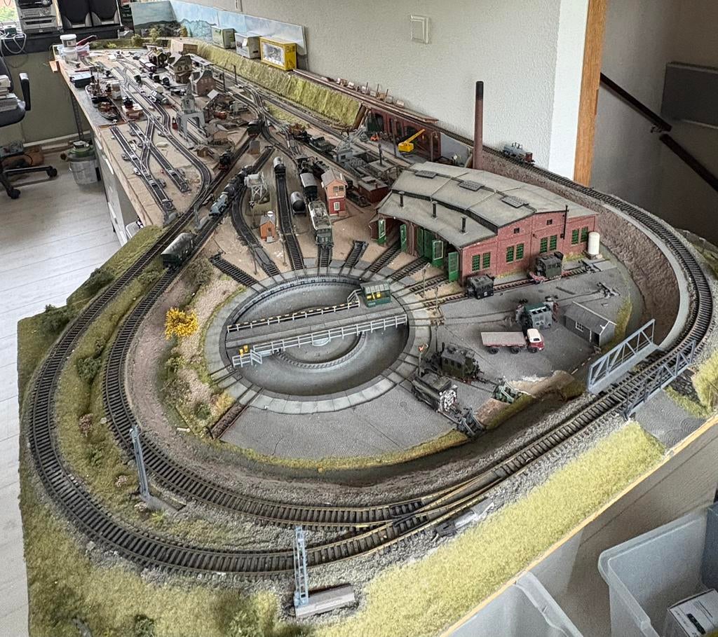 Modeltrein baan H0 spoor en H0e smalspoor zie fotos, Gebruikt, Gelijkstroom, Overige typen, Ophalen