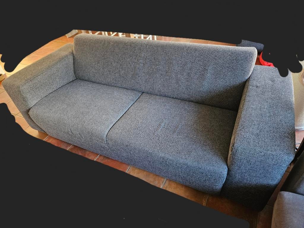 Gratis Montel 2,5-zits bank, grijs, houten poot, Gebruikt, Driepersoons, 75 tot 100 cm, Rechte bank