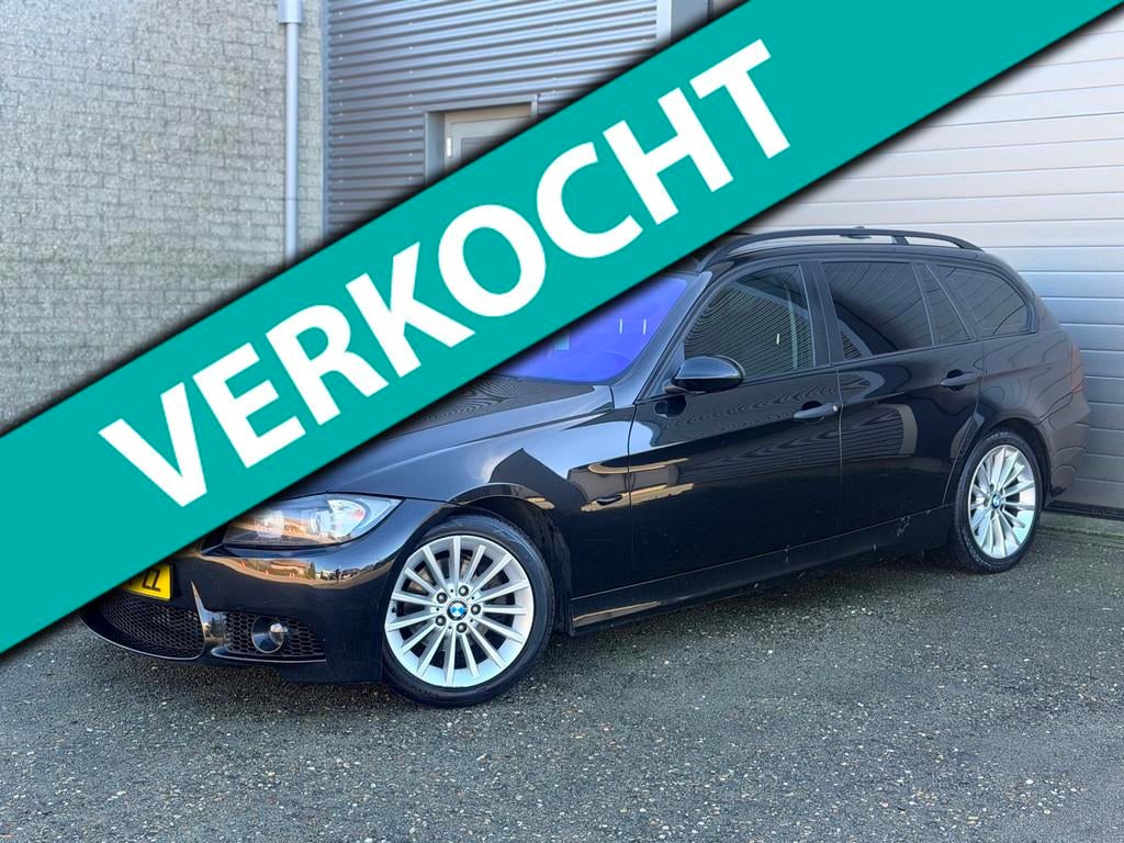 BMW 3-serie Touring 320i Executive AUT|PANO, Automaat, Achterwielaandrijving, 4 cilinders, 150 pk