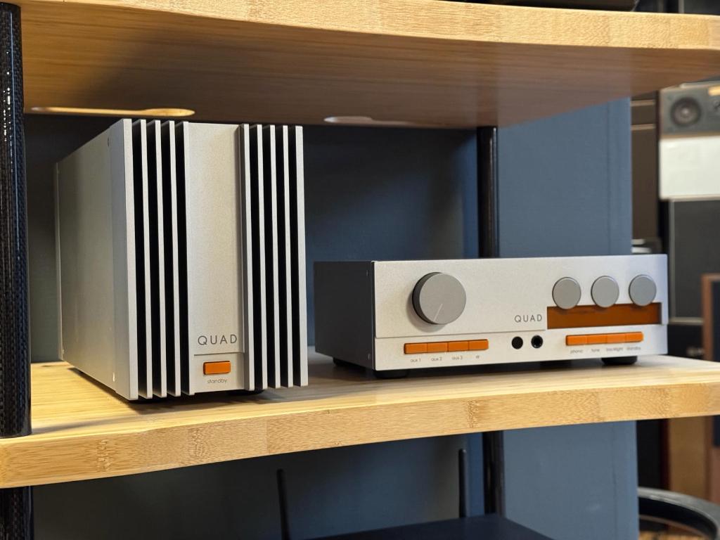 Quad 33 / 303, Audio, Tv en Foto, Stereo-sets, Nieuw, Overige merken, Ophalen of Verzenden