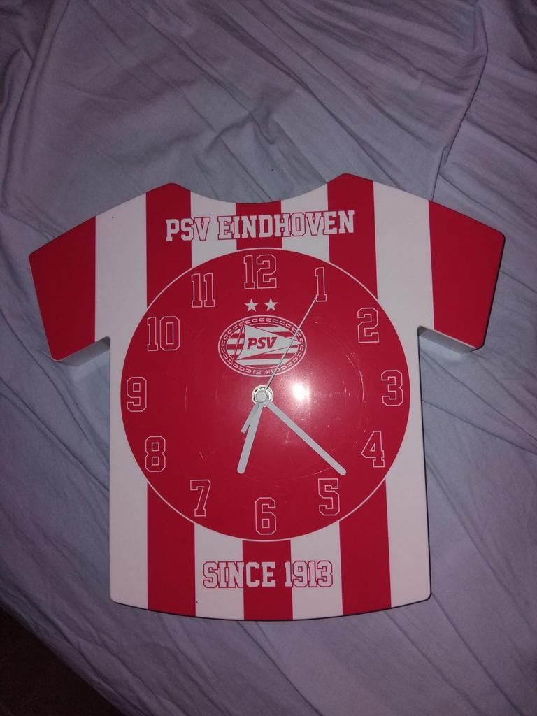 Mooie PSV wand klok, Huis en Inrichting, Ophalen of Verzenden, Zo goed als nieuw, Wandklok