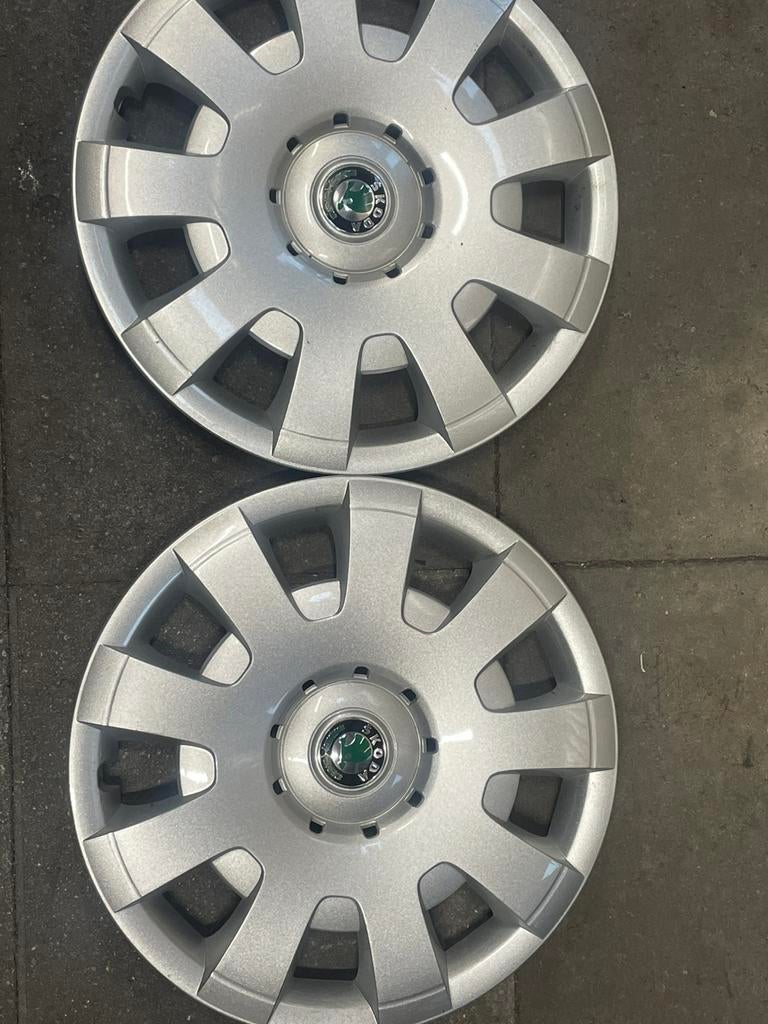 Wieldoppen 16 inch orgineel, Auto diversen, Wieldoppen, Ophalen, Zo goed als nieuw
