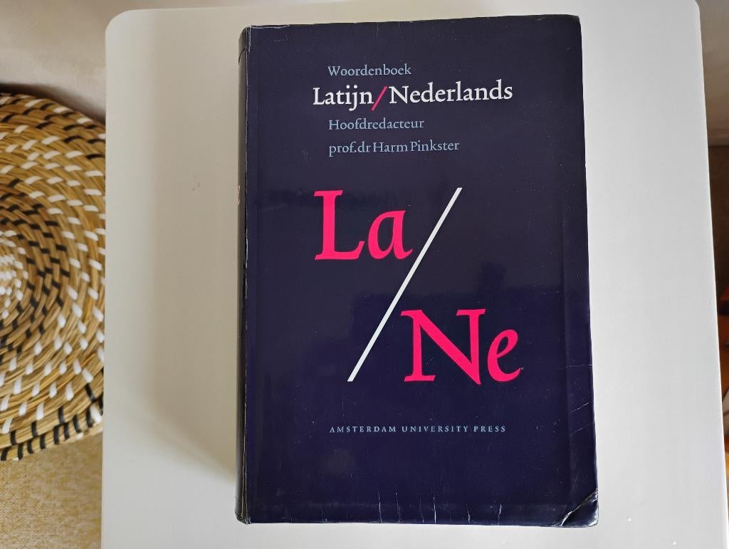Woordenboek Latijn-Nederlands van Pinkster, Boeken, Gelezen, Latijn, Overige uitgevers, Ophalen of Verzenden