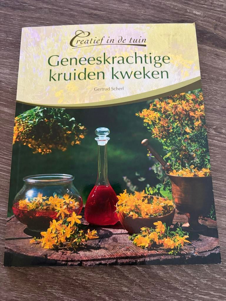 Creatief in de tuin: Geneeskrachtige kruiden kweken, Ophalen, Zo goed als nieuw, Tuinieren en Tuinplanten