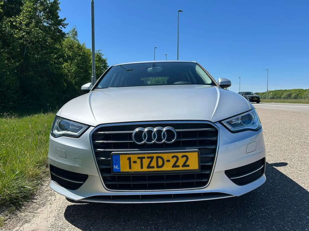 Audi A3 1.4TFSI G-tron 81KW SB S-tro 2014 Grijs, Auto's, Audi, Zwart, 4 cilinders, CNG (Aardgas), Origineel Nederlands