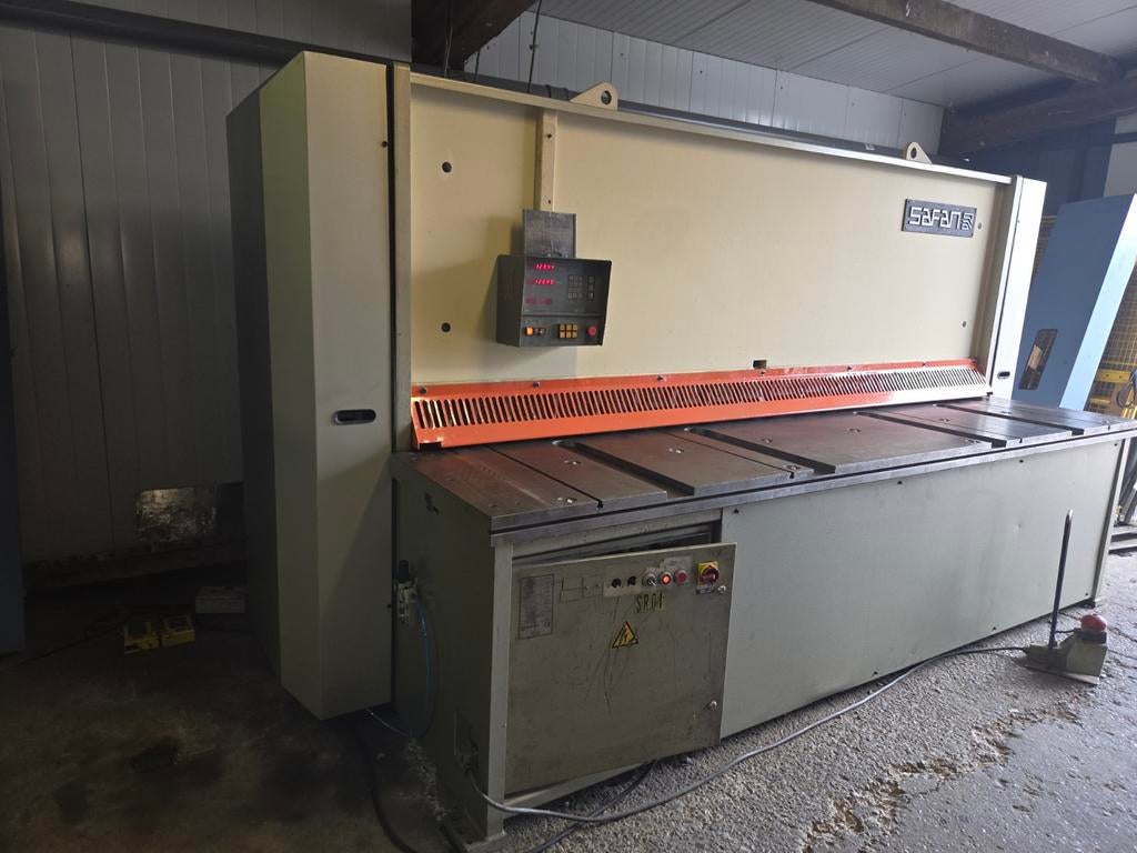 Safan HVR 310-10 Knipschaar, Zakelijke goederen, Machines en Bouw | Industrie en Techniek, Ophalen