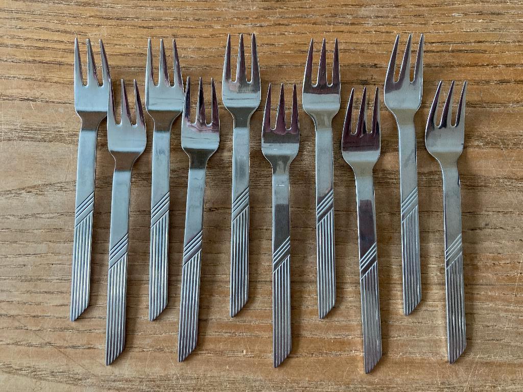 10 Vintage gebaksvorkjes Orion Oxford Hall asymmetrisch, Ophalen of Verzenden, Zo goed als nieuw, Rvs of Chroom, Vaatwasserbestendig