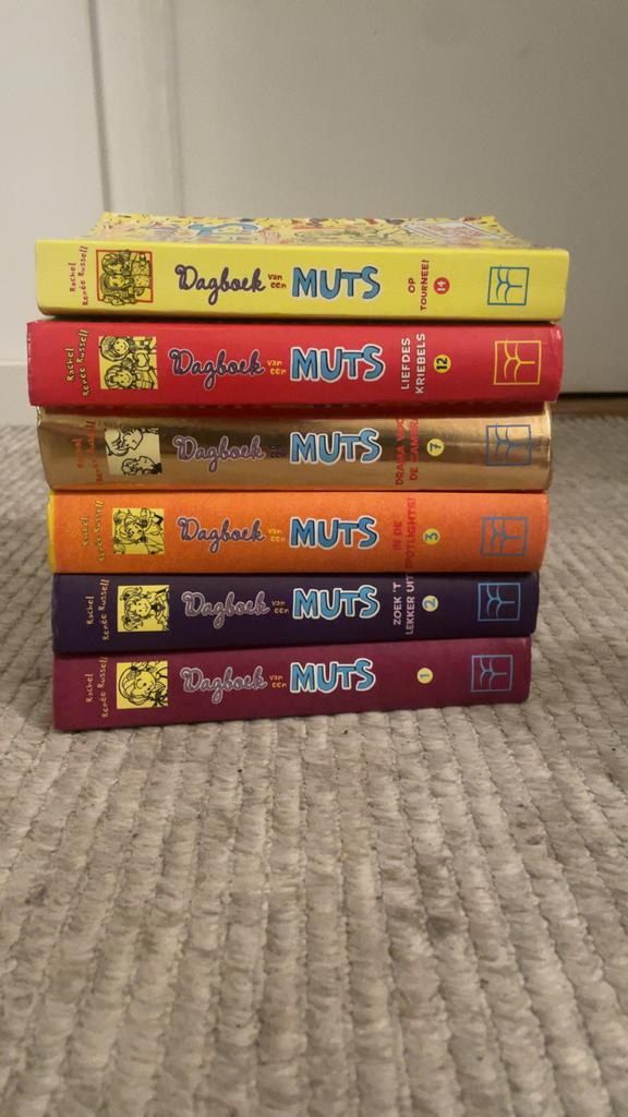 Dagboek van een Muts - Boeken 1, 2, 3, 7, 12, 14, Ophalen of Verzenden, Gelezen, Fictie