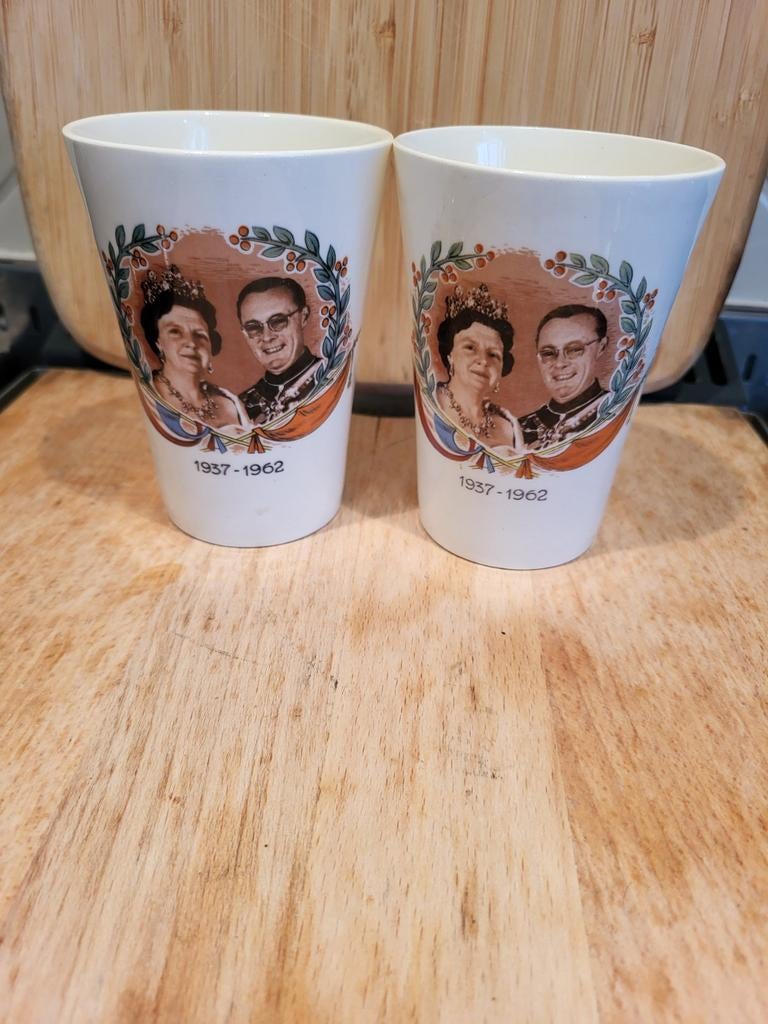 3 Porseleinen Bekers Juliana & Bernhard 25 Jaar Huwelijk, Ophalen of Verzenden