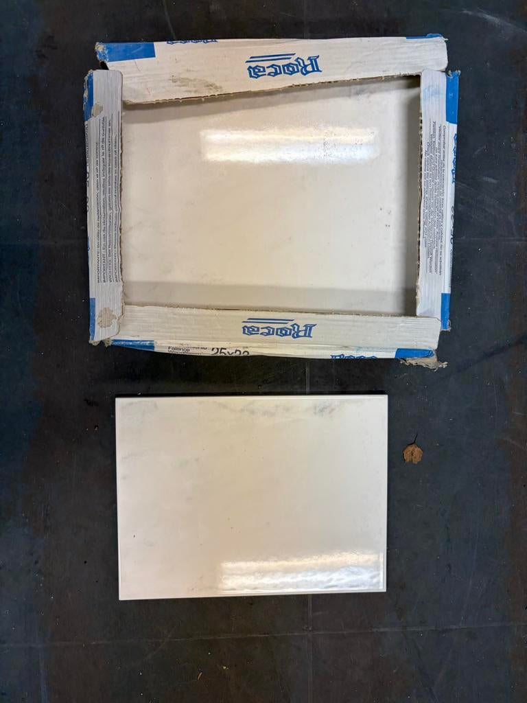 Wandtegels - Roca - 25x33 cm (3 Dozen), Ophalen, Nieuw, Overige typen, Minder dan 80 cm