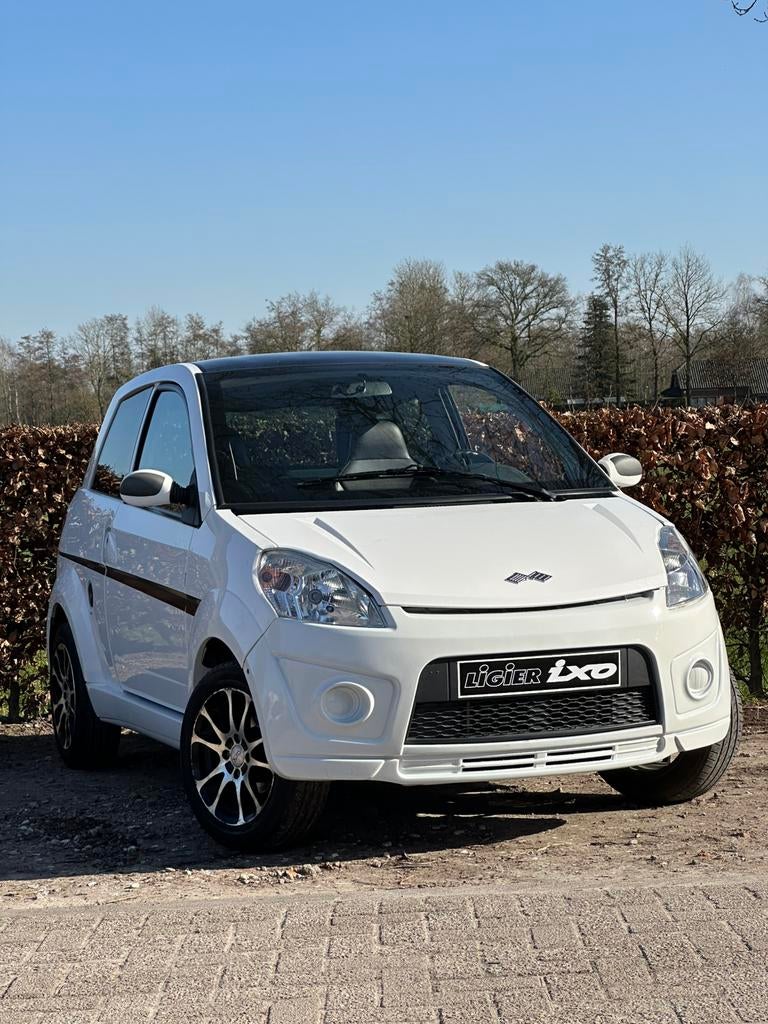 Ligier | IXO+ | SXI | UNIEKESTAAT | 45KM | Brommobiel