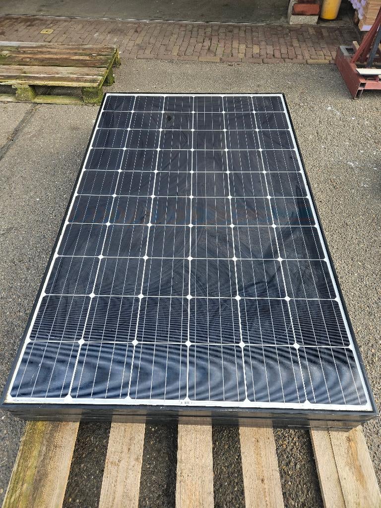 Zonnepanelen BenQ Solar PM060MW2_280 ( 197 ), Ophalen, Gebruikt, 200 wattpiek of meer, Nb