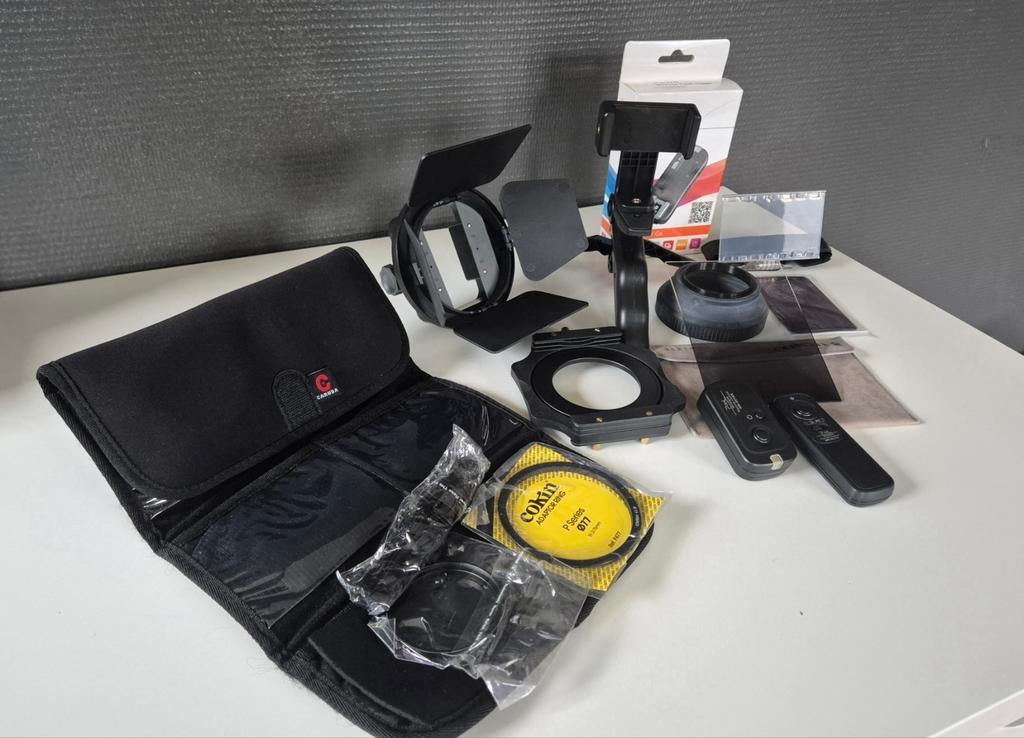 Camera Accessoire Set - Filters, Houder, Trigger, Gebruikt, Minder dan 50 mm, Overige typen, Ophalen of Verzenden