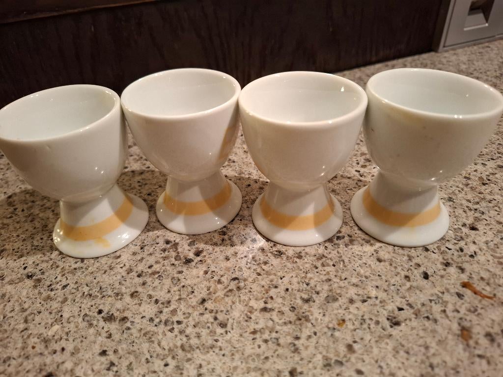 EIERDOPJES, 4 STUKS, Overige typen, Ophalen of Verzenden, Zo goed als nieuw, Overige stijlen