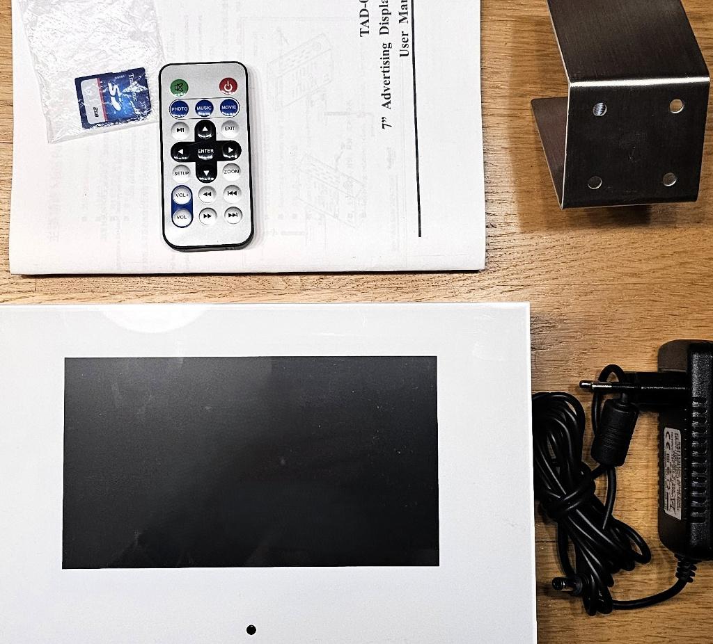 TranSonic TAD‑073 7” Pro Display voor reclame & presentaties, Ophalen of Verzenden, Nieuw, Reclamebord