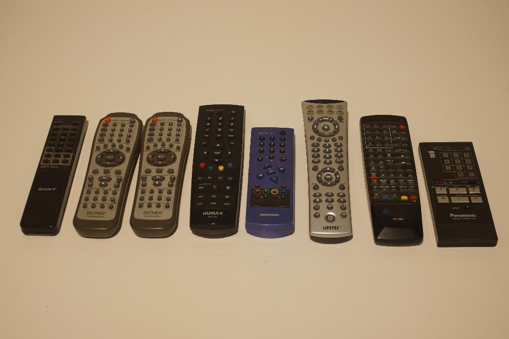 verzameling afstand bedieningen, Ophalen of Verzenden, Gebruikt, Origineel, Tv