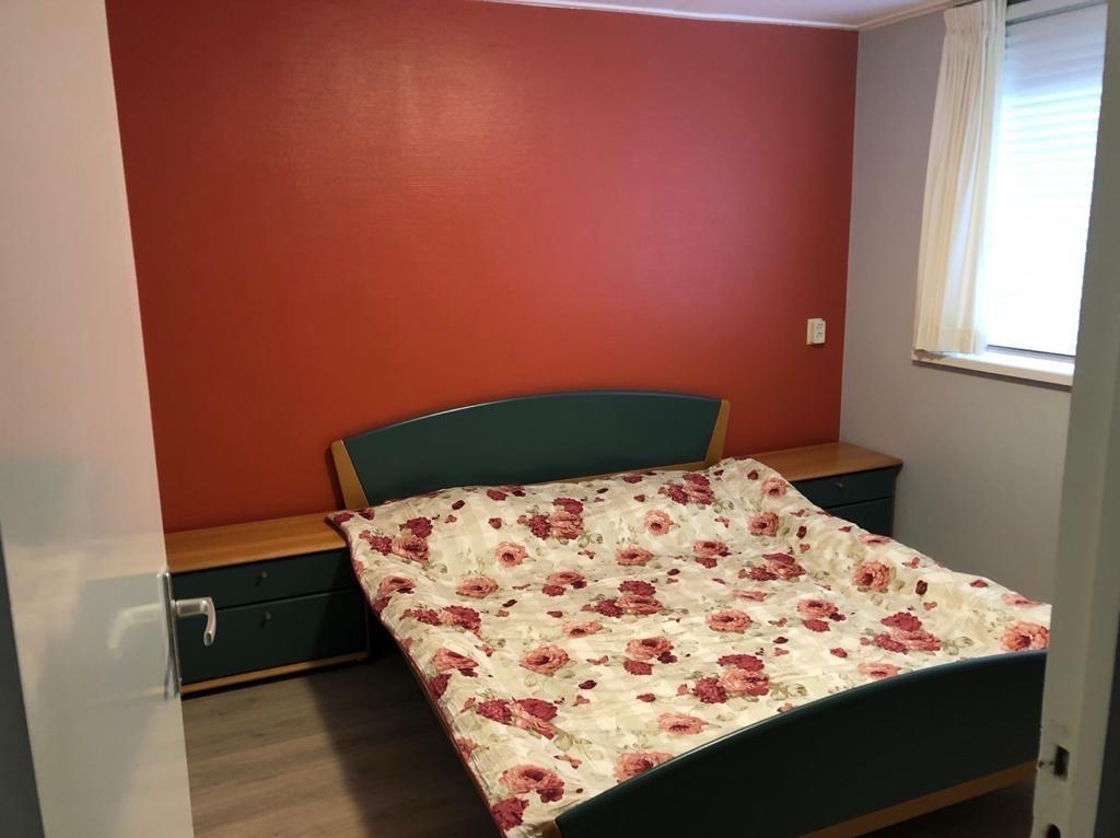 Hülsta ledikant 160x200, teab, bekijk omschrijving, Ophalen, Retro, afgerond, groen met beuken, Gebruikt, Tweepersoons