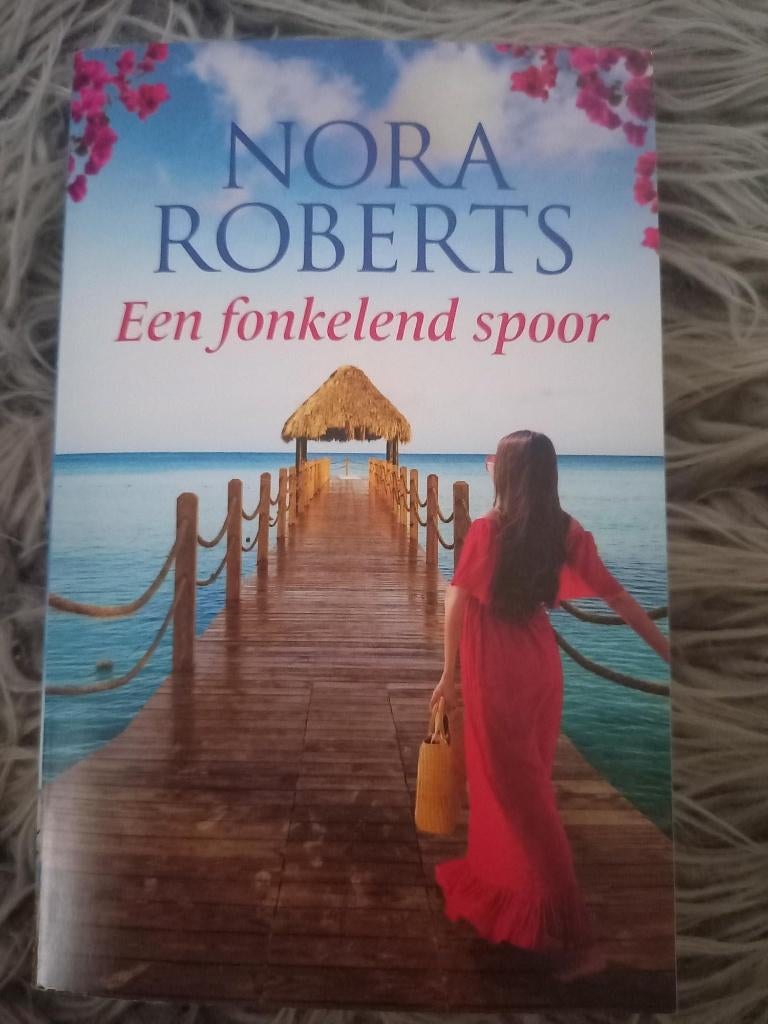 p3 Een fonkelend spoor - Nora Roberts, Ophalen of Verzenden, Zo goed als nieuw