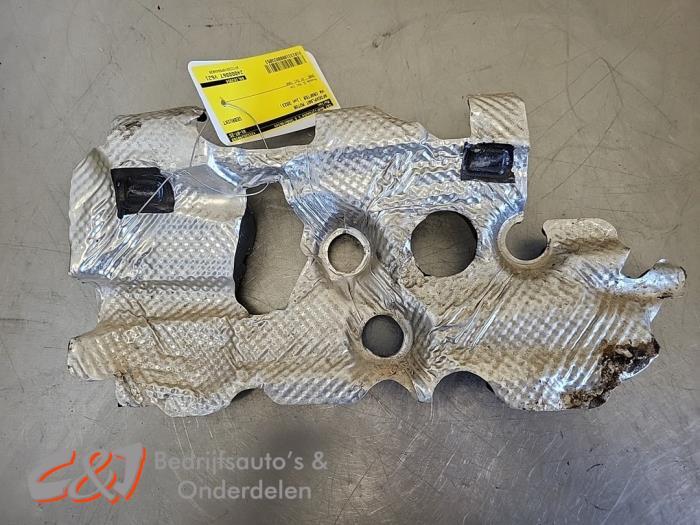 Afdekplaat motor van een Volkswagen Crafter, Gebruikt, -, Volkswagen, - 20
7903AG  Hoogeveen