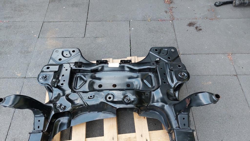 Subframe polestar 2   Volvo xc40, Auto-onderdelen, Ophalen of Verzenden, Nieuw, Volvo