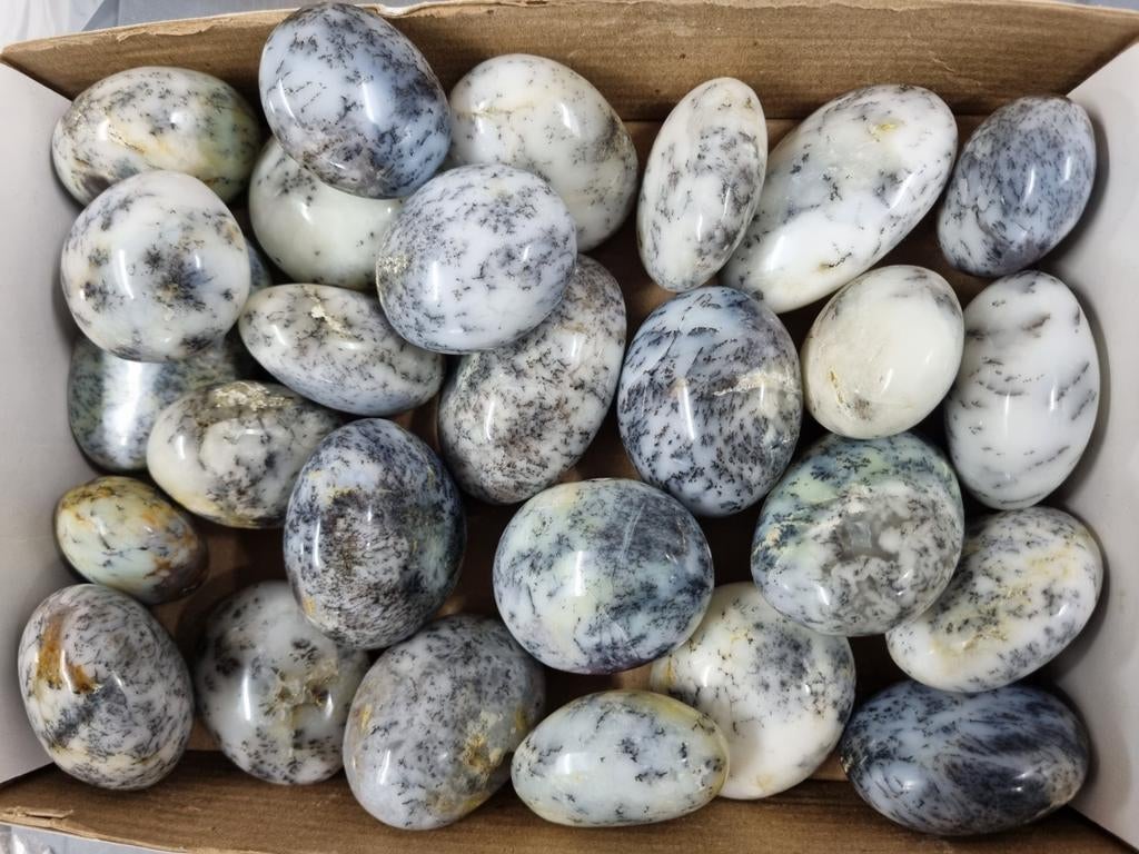 Handstenen van Dendriet opaal, per 2kg, Ophalen of Verzenden, Mineraal