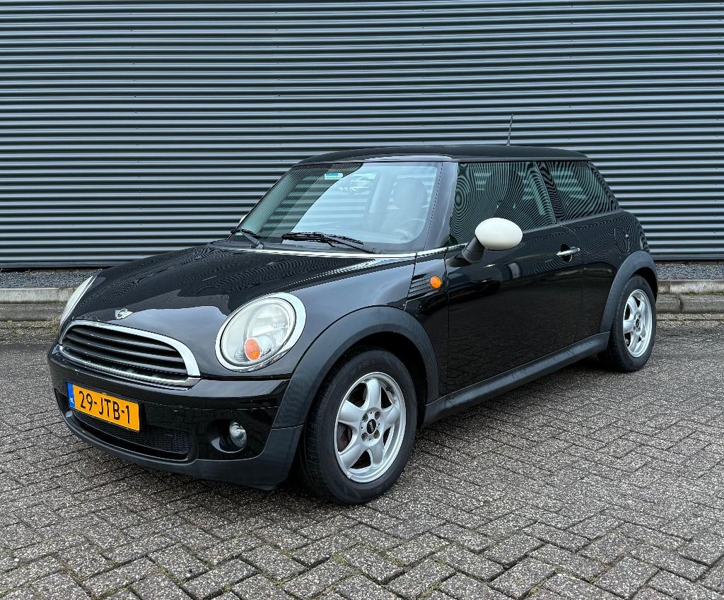 Mini Cooper 3-deurs 2009 Zwart | Dealer ond. | APK | Airco |, Auto's, Mini, Particulier, Cooper, ABS, Airbags, Airconditioning