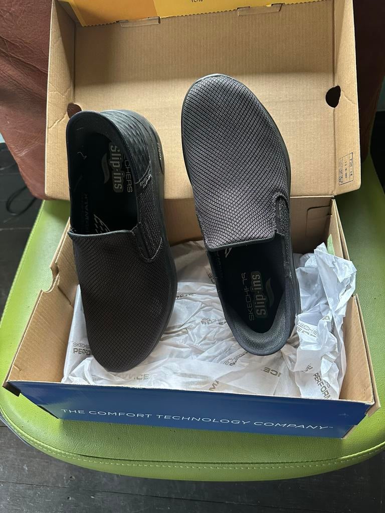 Skechers Hands free slip in. Maat 10,5, Zwart, Overige typen, Ophalen of Verzenden, Zo goed als nieuw