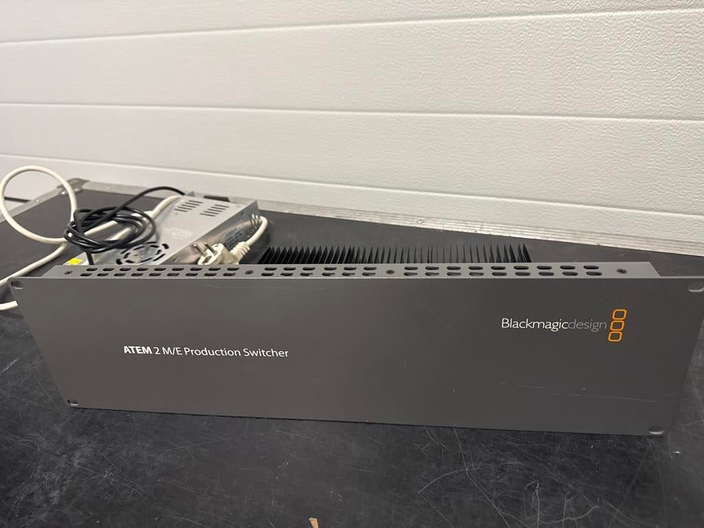 Blackmagic ATEM 2 M/E Production Switcher, Audio, Tv en Foto, Gebruikt, Us, Support@blackmagicdesign.com, Ophalen of Verzenden