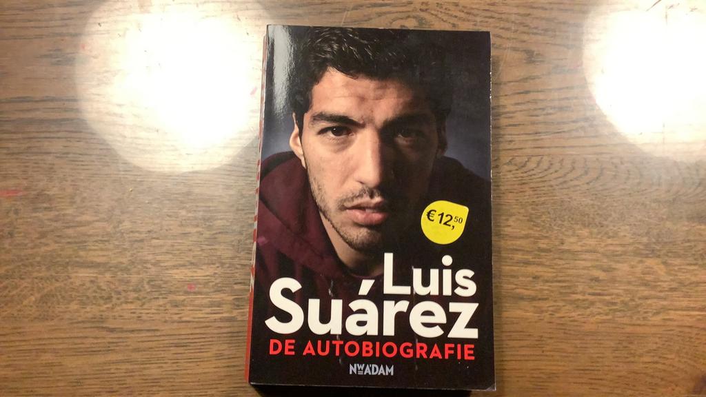 Luis Suarez - Luis Suárez, Luis Suarez, Ophalen of Verzenden, Zo goed als nieuw, Balsport