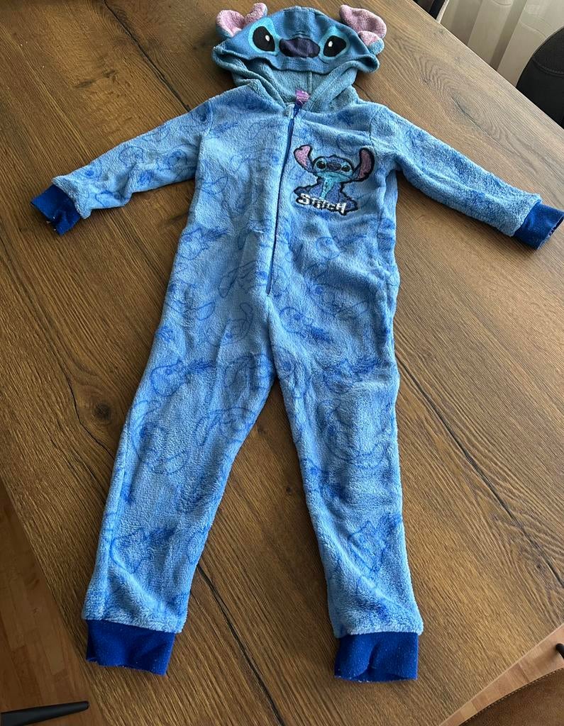 Stitch onesie mt 98/104, Ophalen of Verzenden, Zo goed als nieuw, Jongen of Meisje