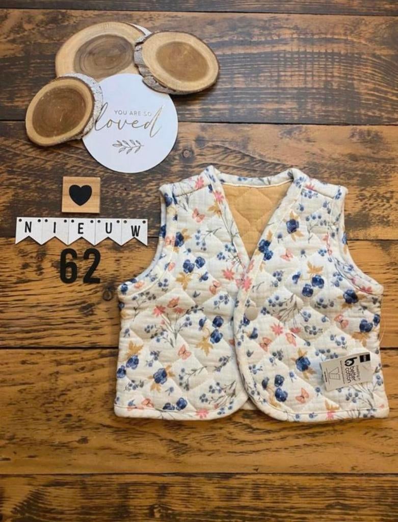 Baby girl hema gilet creme bloemen draaibaar maat 62, Ophalen of Verzenden, Nieuw, Meisje, Truitje of Vestje
