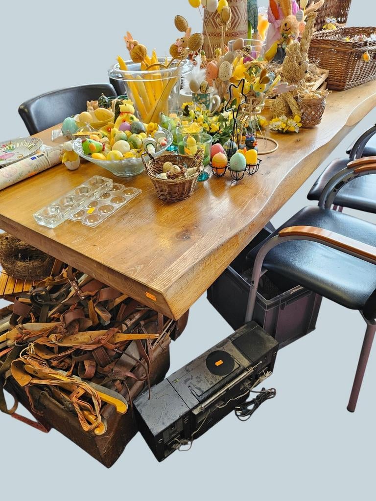 Robuuste houten tafel - Ideaal voor eetkamer of werkplek, Ophalen, Gebruikt, Onbekend@voorbeeld.com, Onbekend