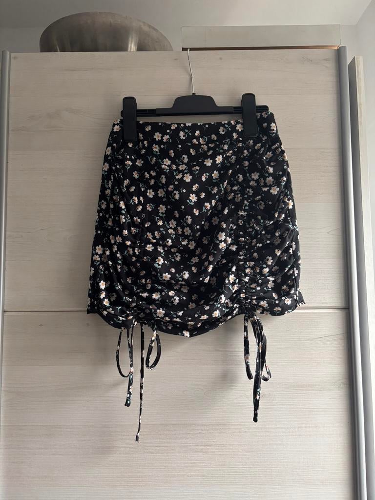 Korte rok Shein maat XS, Kleding | Dames, Rokken, Zwart, Ophalen of Verzenden, Zo goed als nieuw, Maat 34 (XS) of kleiner