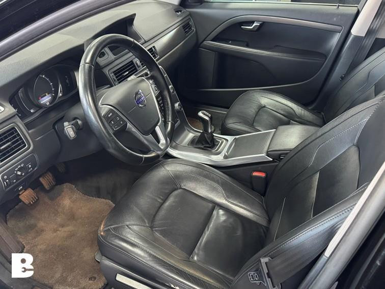 Volvo V70 2.0 D3 Polar, standkachel, 4 cilinders, Zwart, 1570 kg, Onderhoudsboekje