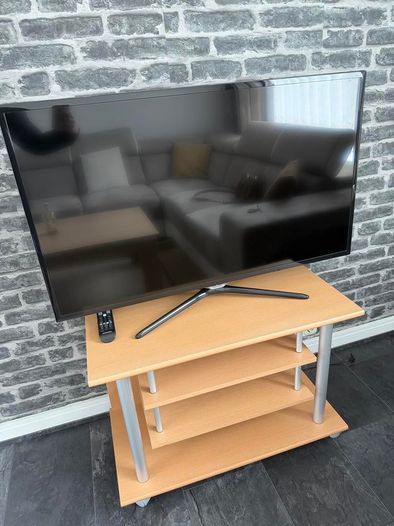 Samsung tv met onderkast, Gebruikt, 50 Hz, Ophalen of Verzenden, Samsung