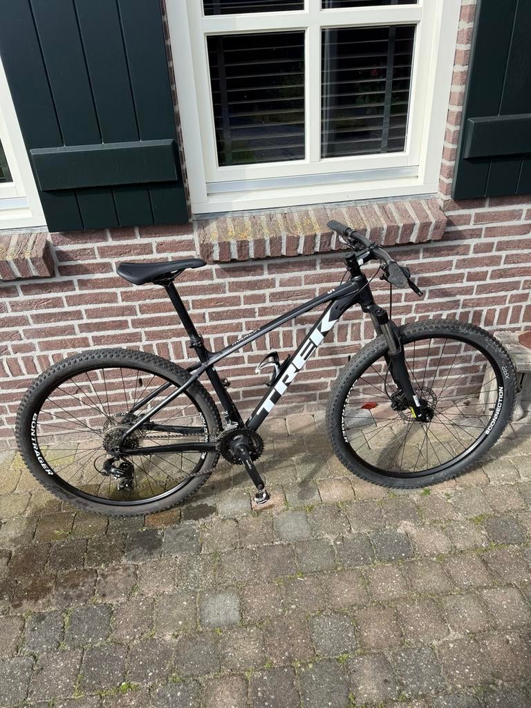Trek Marlin 5 Mountainbike - Zo goed als nieuw, Fietsen en Brommers, Hardtail, Heren, Ophalen of Verzenden, Zo goed als nieuw