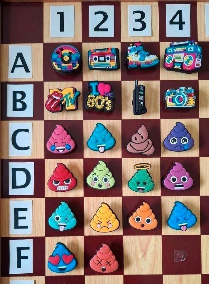 11 : 80's - Mtv - Poop Schoenbedels Pins voor de Crocs, Ophalen of Verzenden, Zo goed als nieuw, Transport