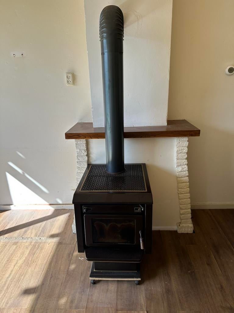 Kent houtkachel, Huis en Inrichting, Kachels, Gebruikt, Vrijstaand, Houtkachel, Hout, Ophalen