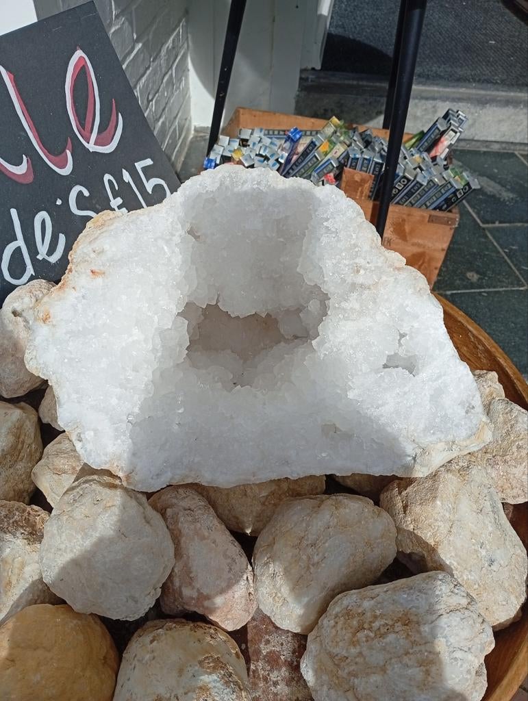 Melkkwarts of bergkristal Atlasgebergte Marokko, Ophalen of Verzenden