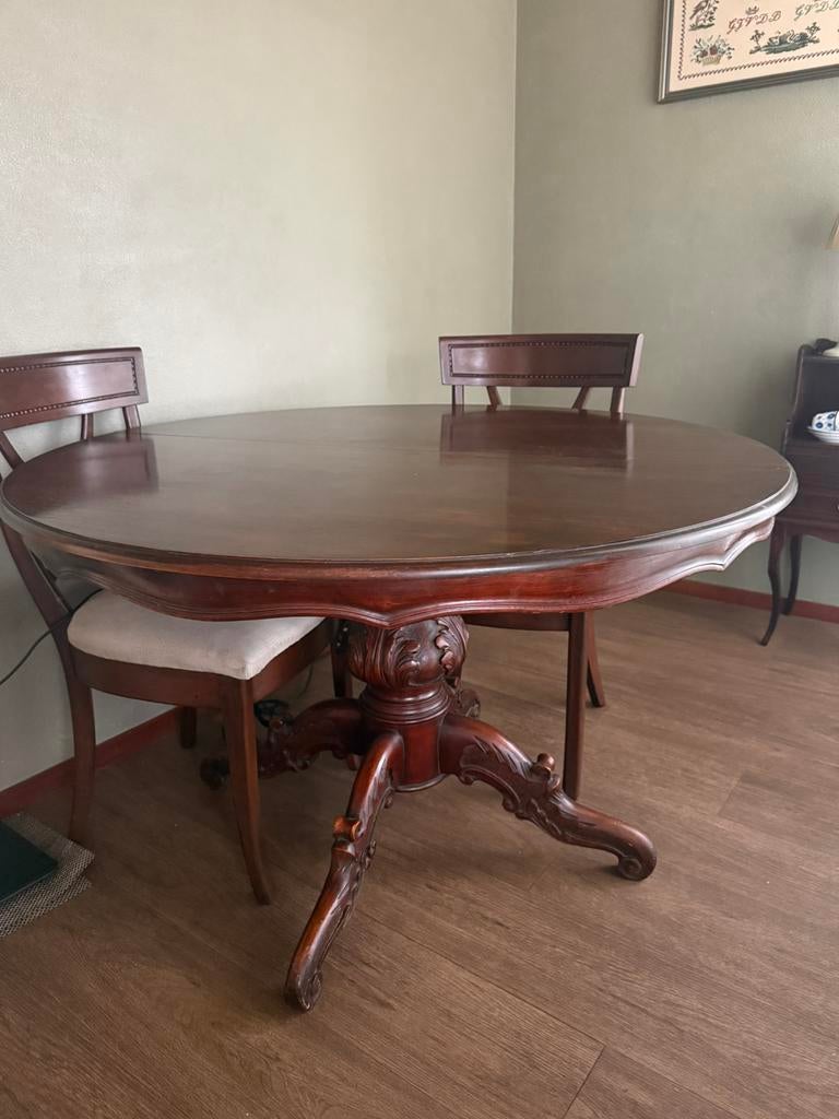 notenhouten eettafel (uitschuifbaar)klassiek & stijlvol, Ophalen