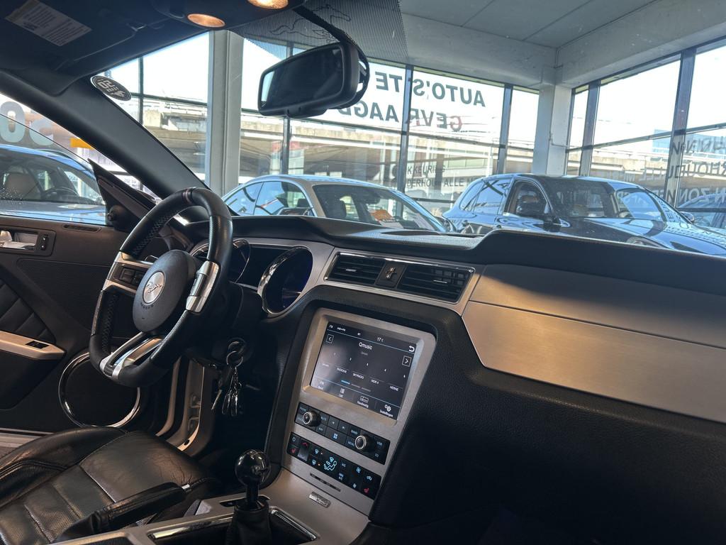 Ford USA Mustang 4.6 V8 GT Bullit Handgeschakeld | Cruise co, Auto's, Achterwielaandrijving, Gebruikt, Wit, Leder