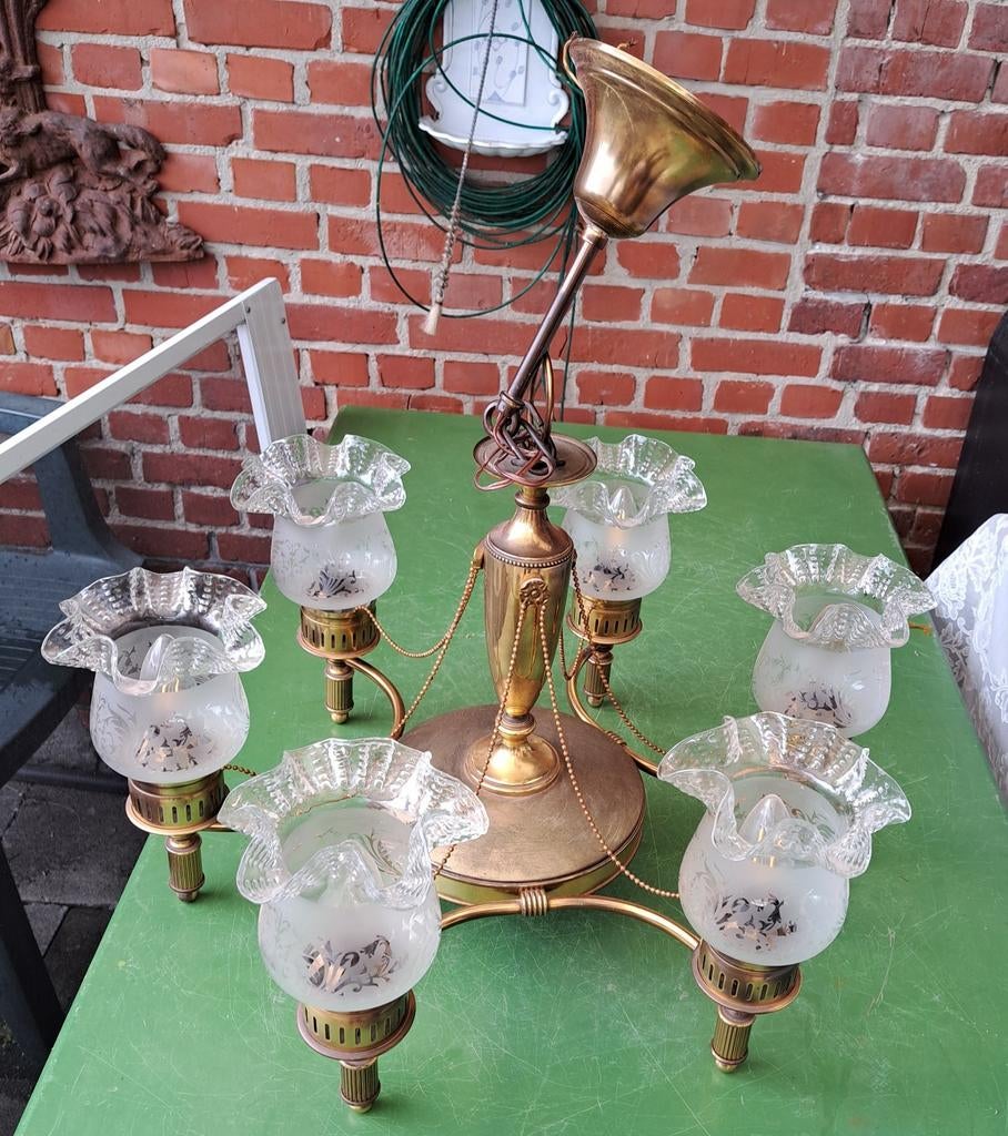 Luster oude Luster, Ophalen