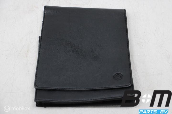 Mapje voor onderhoud boekje VW Golf 7 06K133317G, Gebruikt