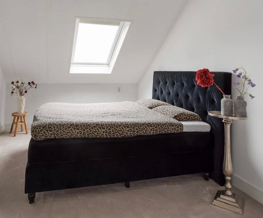 Boxspring, Huis en Inrichting, Slaapkamer | Bedden, Ophalen, Zwart, Tweepersoons, Zo goed als nieuw