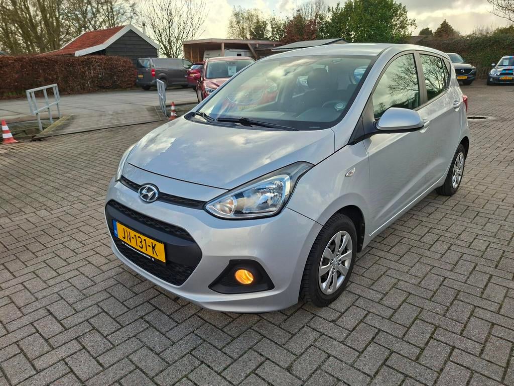 Hyundai I10 1.0i i-Motion Comfort airco, Voorwielaandrijving, 12 maanden, Gebruikt, Origineel Nederlands