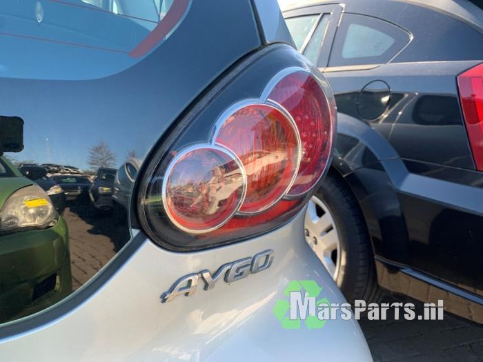 Achterlicht rechts van een Toyota Aygo, Gebruikt, -, -, Ophalen of Verzenden
